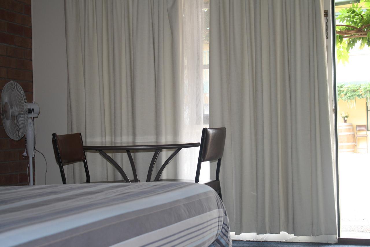 Omeo Motel Luaran gambar